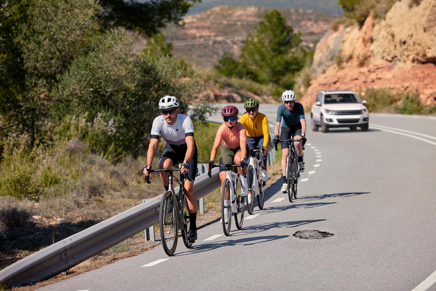 Garmin Edge 1050, Premium Bicycle Computer, Advanced Bicycle Training and Group Ride Features & Messaging, Built-in Speaker, Road Hazard Alerts Bike-Computer Bundle with Cleaning Kit + Accessories